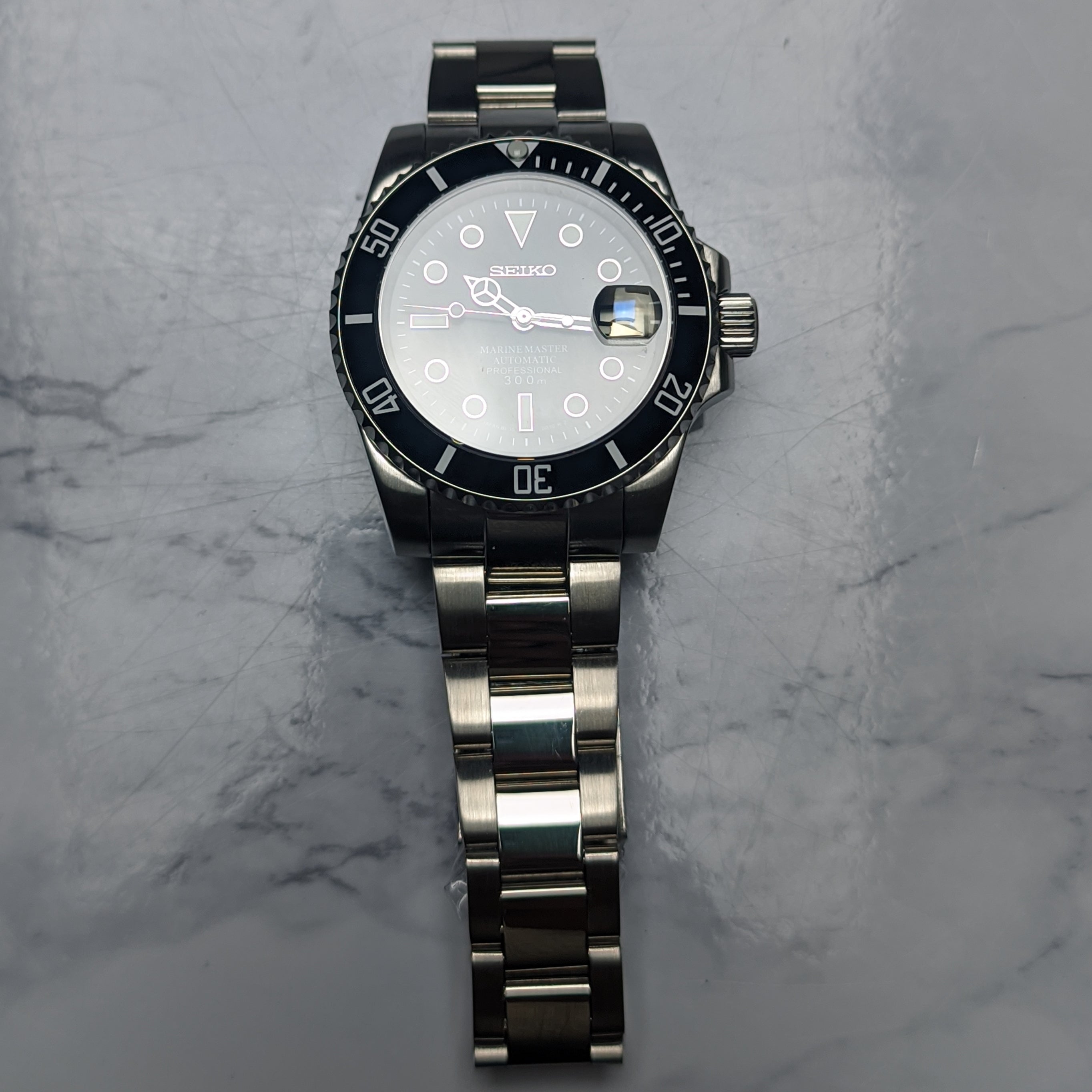 Black Submariner NH35 Build