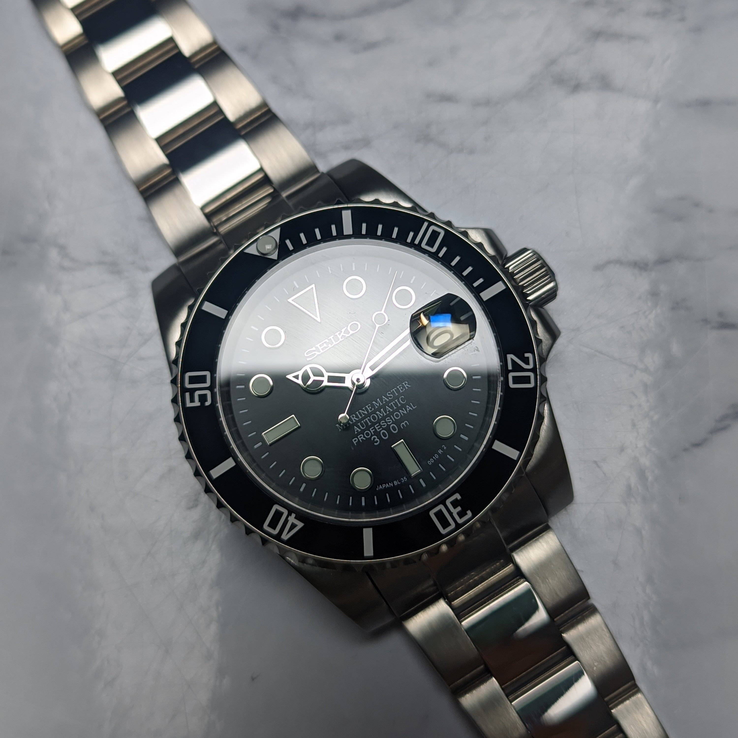 Black Submariner NH35 Build