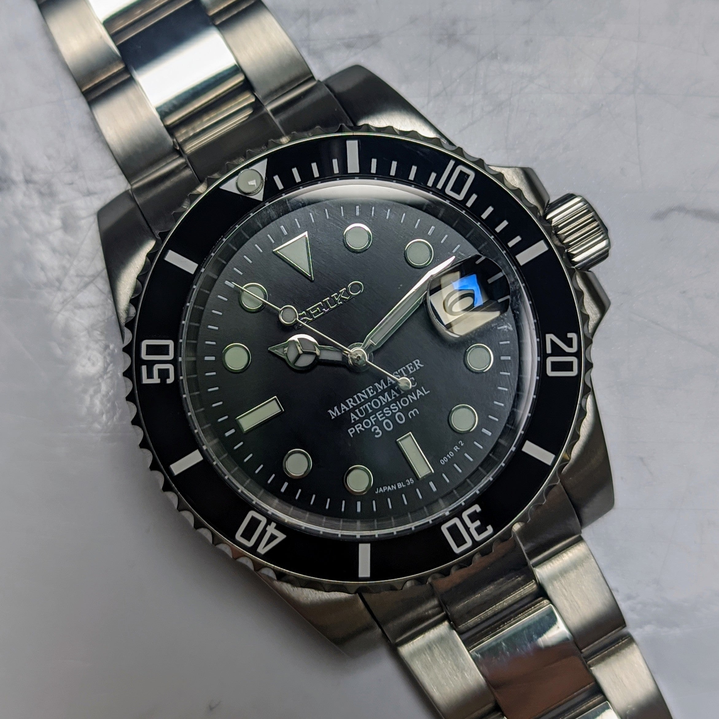 Black Submariner NH35 Build